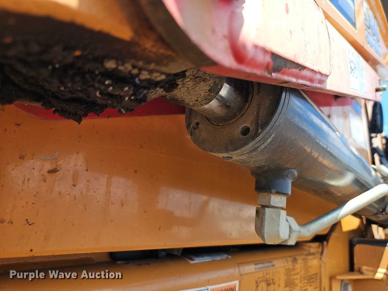 image for item EB8168 2013 Case 580 Super N backhoe