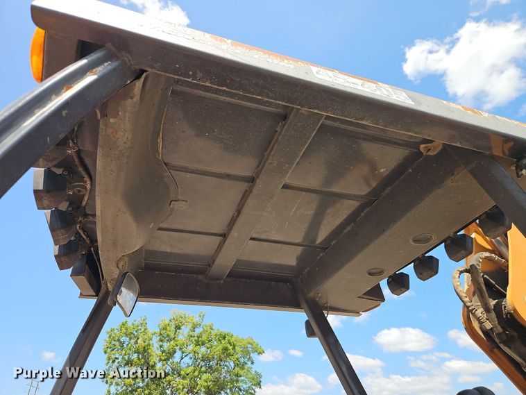 image for item EB8168 2013 Case 580 Super N backhoe