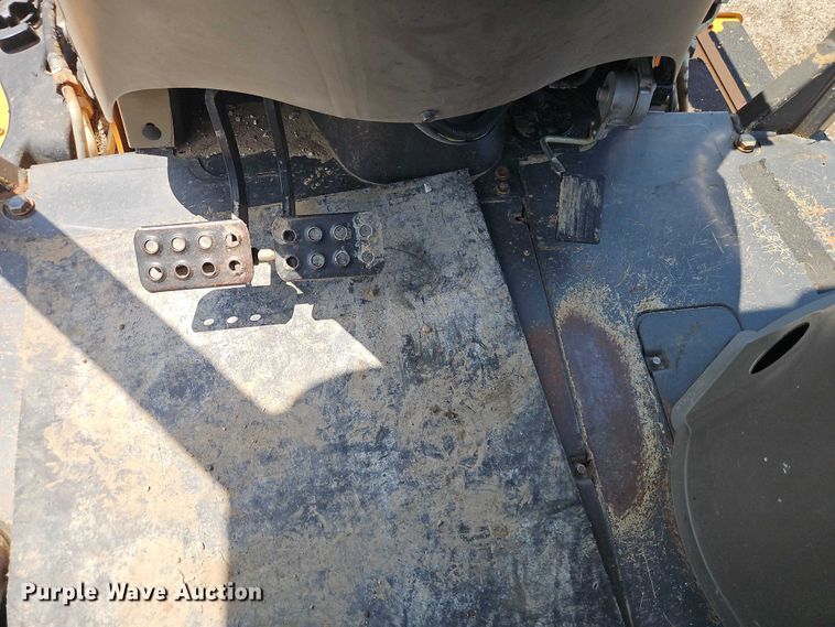 image for item EB8168 2013 Case 580 Super N backhoe