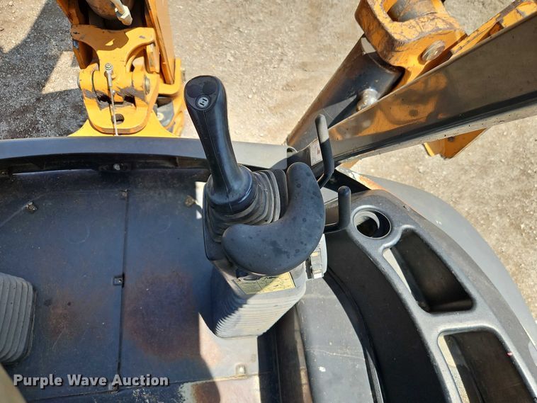 image for item EB8168 2013 Case 580 Super N backhoe