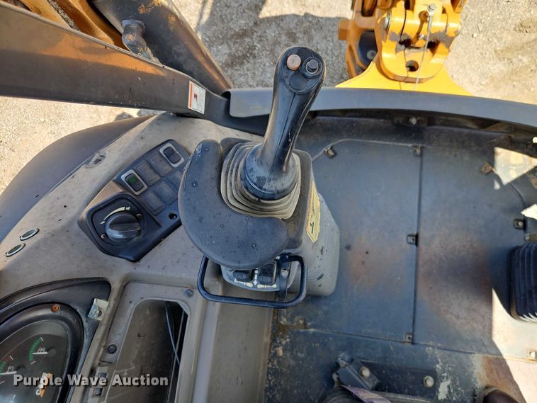 image for item EB8168 2013 Case 580 Super N backhoe