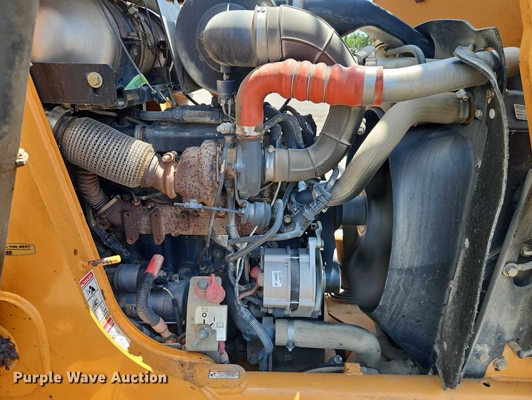 image for item EB8168 2013 Case 580 Super N backhoe