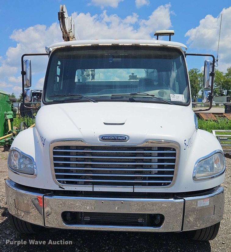 image for item EB8169 2007 Freightliner Business Class M2 utility / service truck
