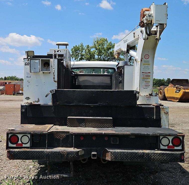 image for item EB8169 2007 Freightliner Business Class M2 utility / service truck