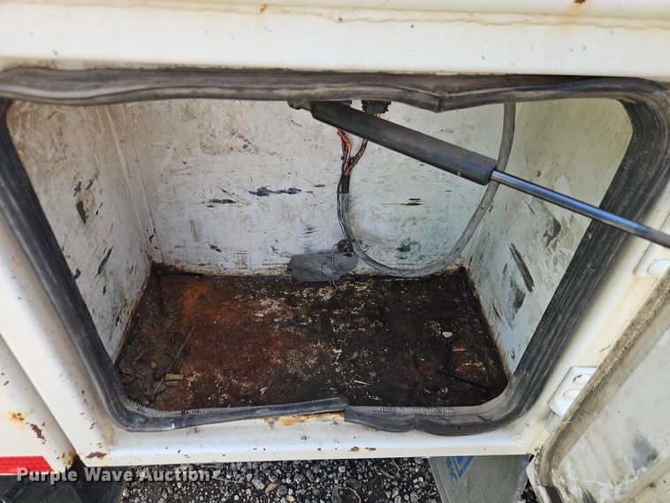 image for item EB8169 2007 Freightliner Business Class M2 utility / service truck