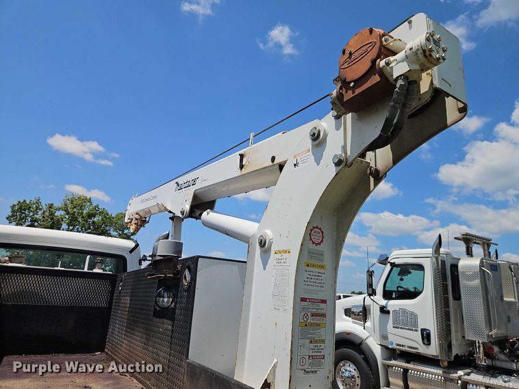 image for item EB8169 2007 Freightliner Business Class M2 utility / service truck