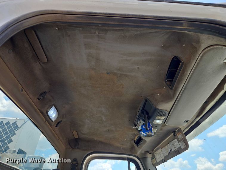 image for item EB8169 2007 Freightliner Business Class M2 utility / service truck