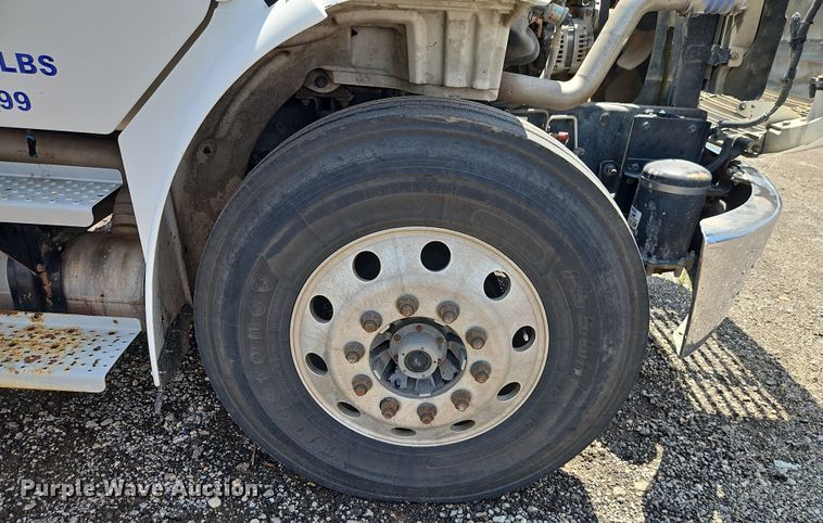 image for item EB8169 2007 Freightliner Business Class M2 utility / service truck