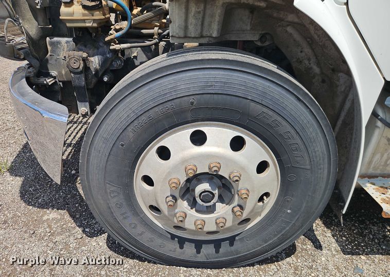 image for item EB8169 2007 Freightliner Business Class M2 utility / service truck