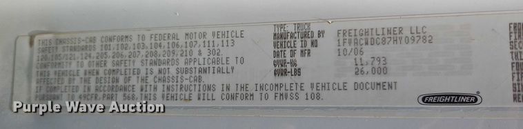 image for item EB8169 2007 Freightliner Business Class M2 utility / service truck