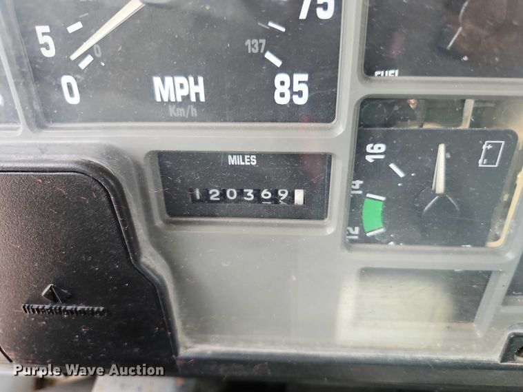 image for item EB8170 1999 International 4700 flatbed truck with crash attenuator