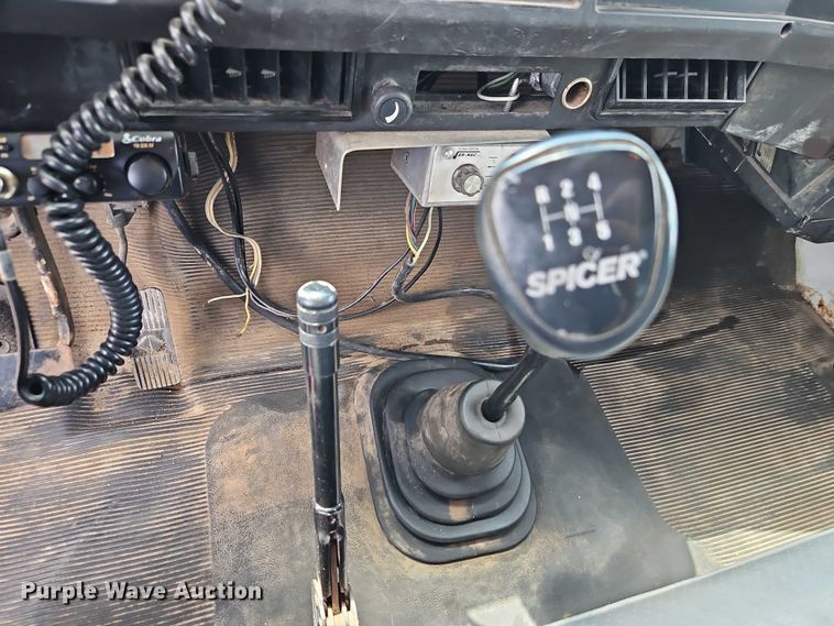 image for item EB8170 1999 International 4700 flatbed truck with crash attenuator