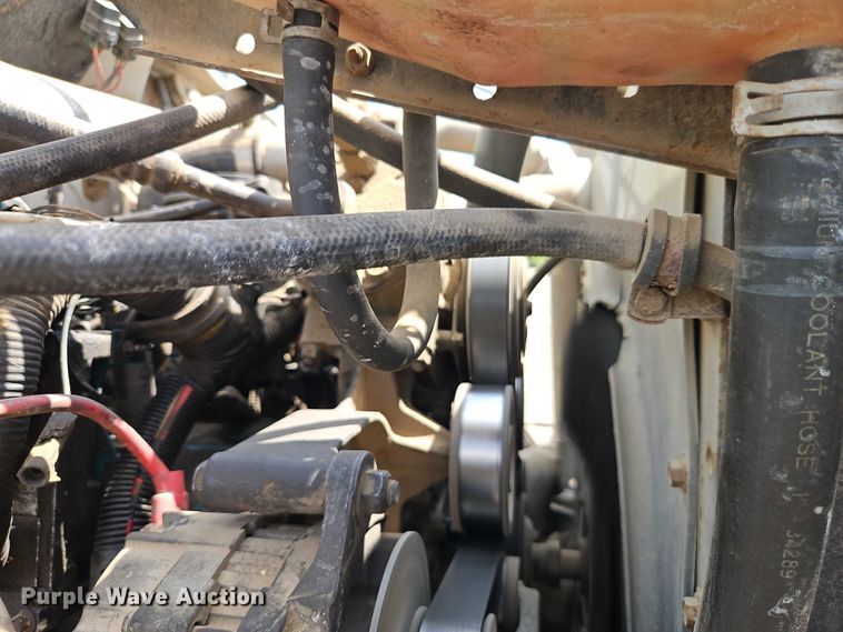 image for item EB8170 1999 International 4700 flatbed truck with crash attenuator