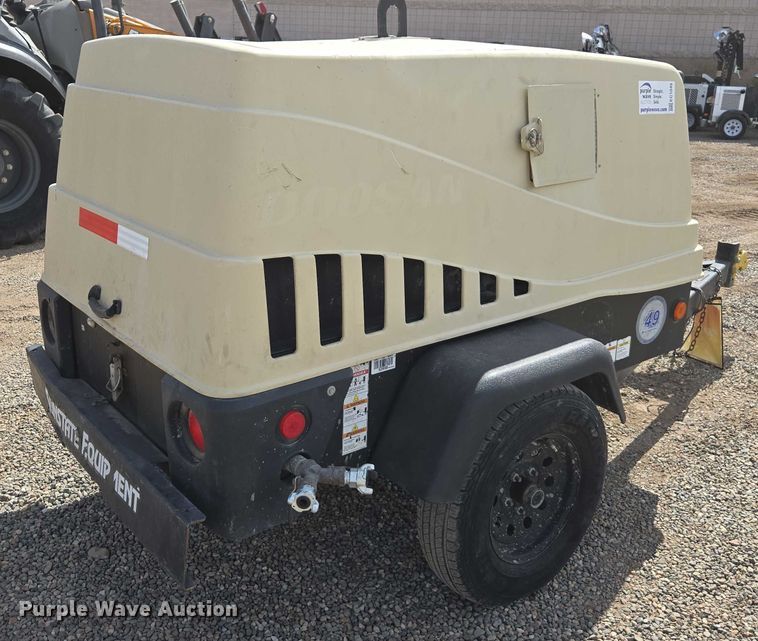 image for item EC1045 2017 Doosan C185 air compressor