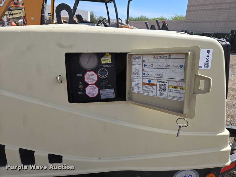 image for item EC1045 2017 Doosan C185 air compressor