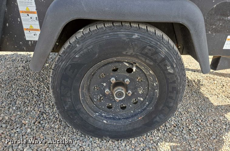 image for item EC1045 2017 Doosan C185 air compressor