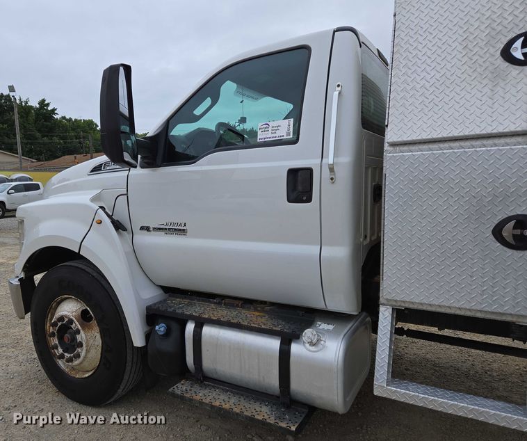 image for item EC4312 2016 Ford F650 vacuum truck