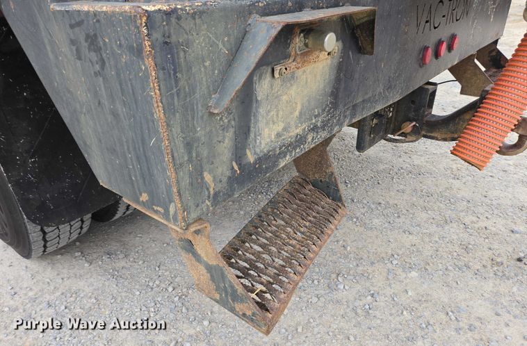 image for item EC4312 2016 Ford F650 vacuum truck