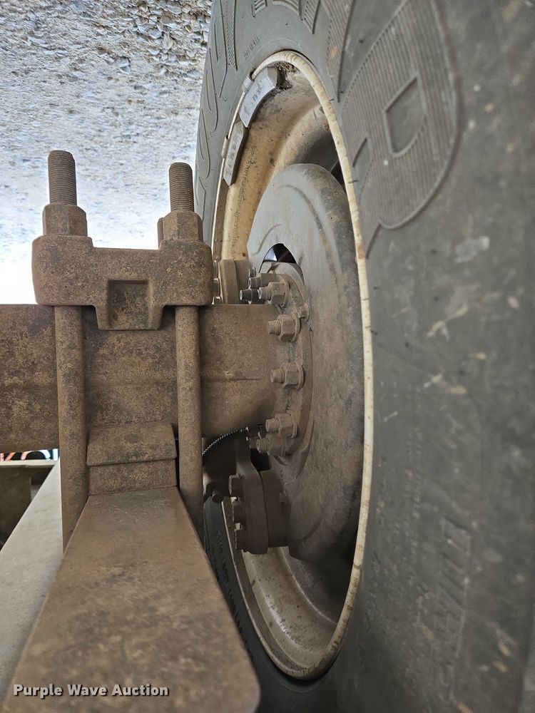 image for item EC4312 2016 Ford F650 vacuum truck