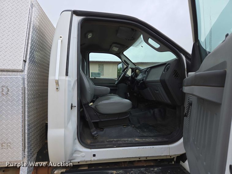 image for item EC4312 2016 Ford F650 vacuum truck