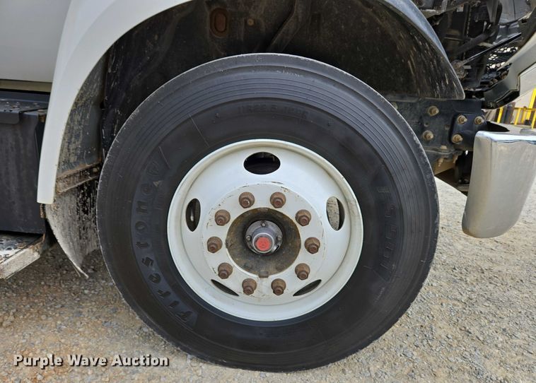 image for item EC4312 2016 Ford F650 vacuum truck