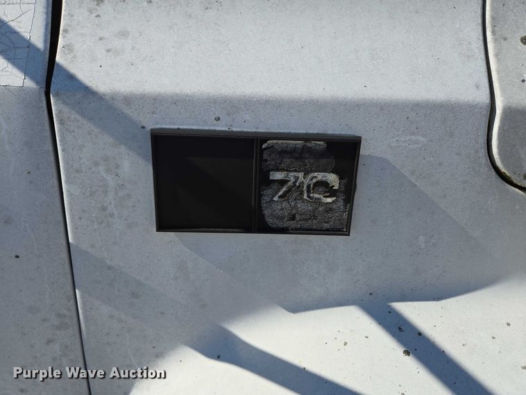 image for item ED2134 1987 Chevrolet C7 crane truck