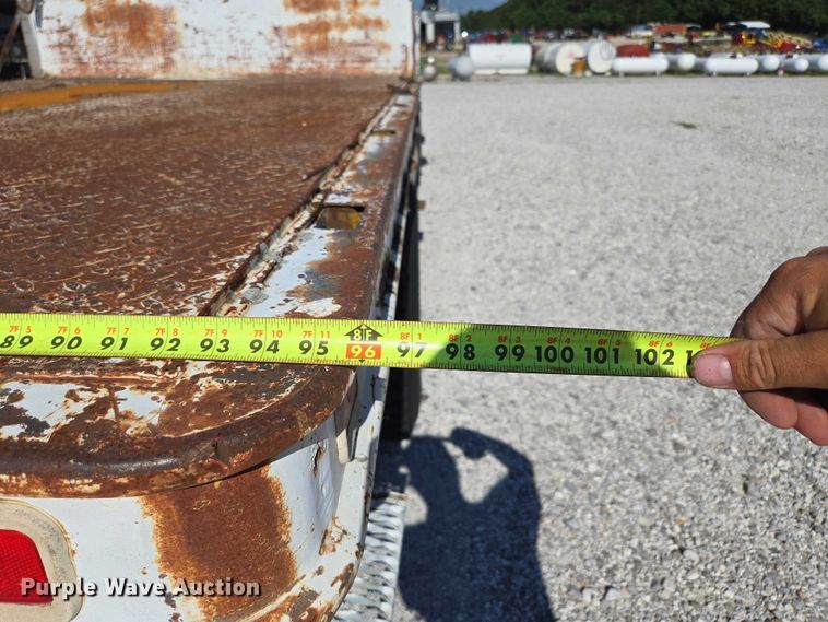 image for item ED2134 1987 Chevrolet C7 crane truck