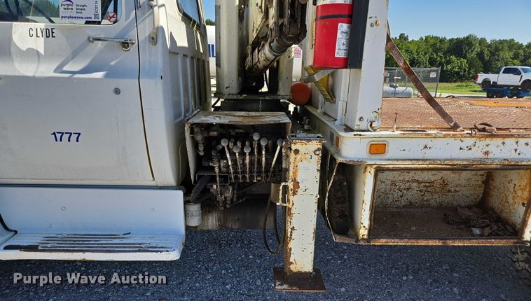 image for item ED2134 1987 Chevrolet C7 crane truck