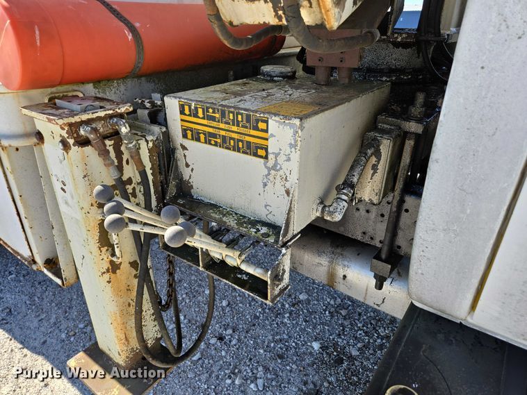 image for item ED2134 1987 Chevrolet C7 crane truck