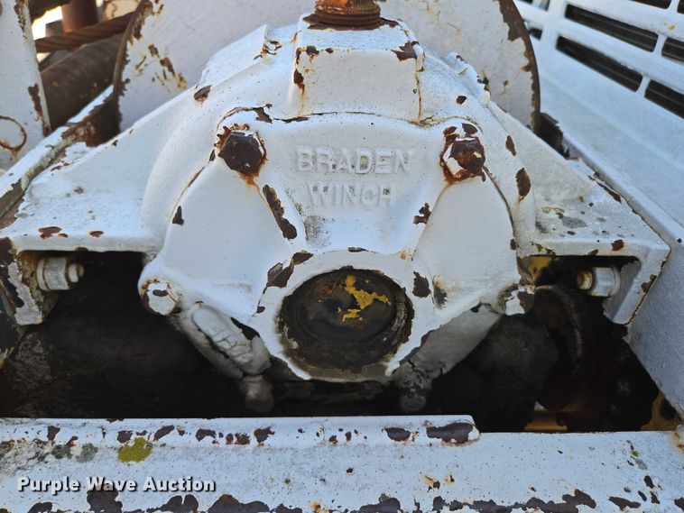 image for item ED2134 1987 Chevrolet C7 crane truck