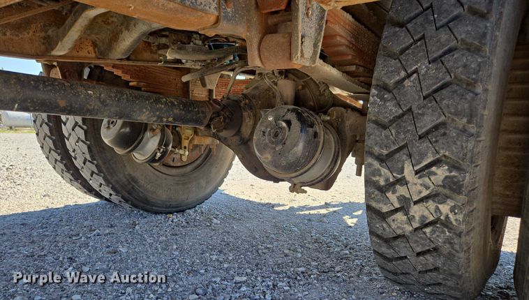 image for item ED2134 1987 Chevrolet C7 crane truck