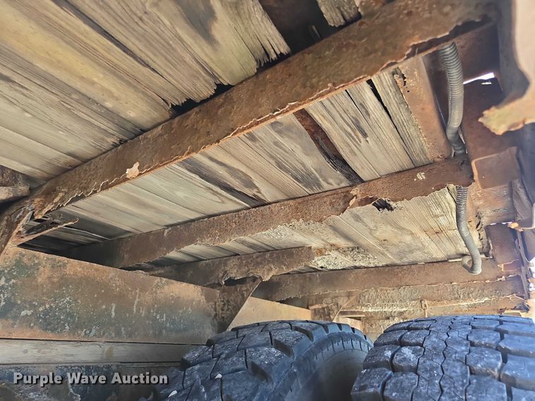 image for item ED2134 1987 Chevrolet C7 crane truck