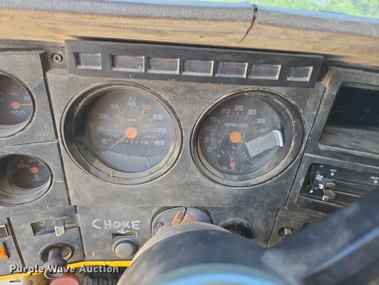 image for item ED2134 1987 Chevrolet C7 crane truck