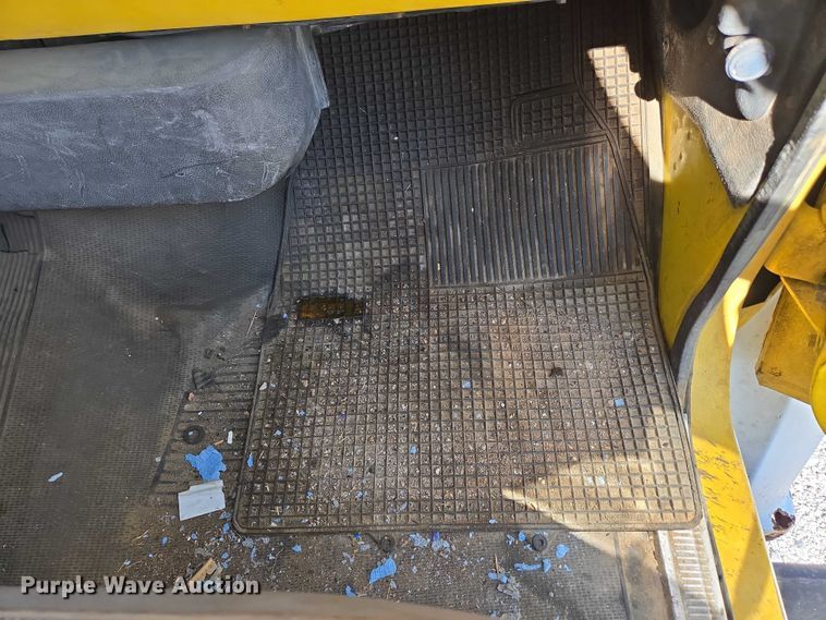 image for item ED2134 1987 Chevrolet C7 crane truck