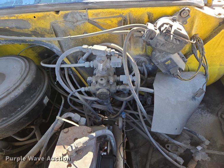 image for item ED2134 1987 Chevrolet C7 crane truck