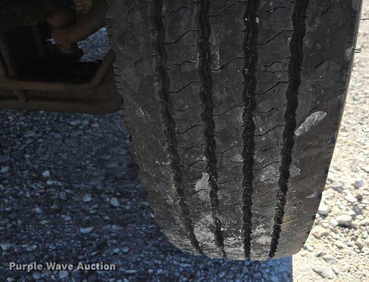 image for item ED2134 1987 Chevrolet C7 crane truck