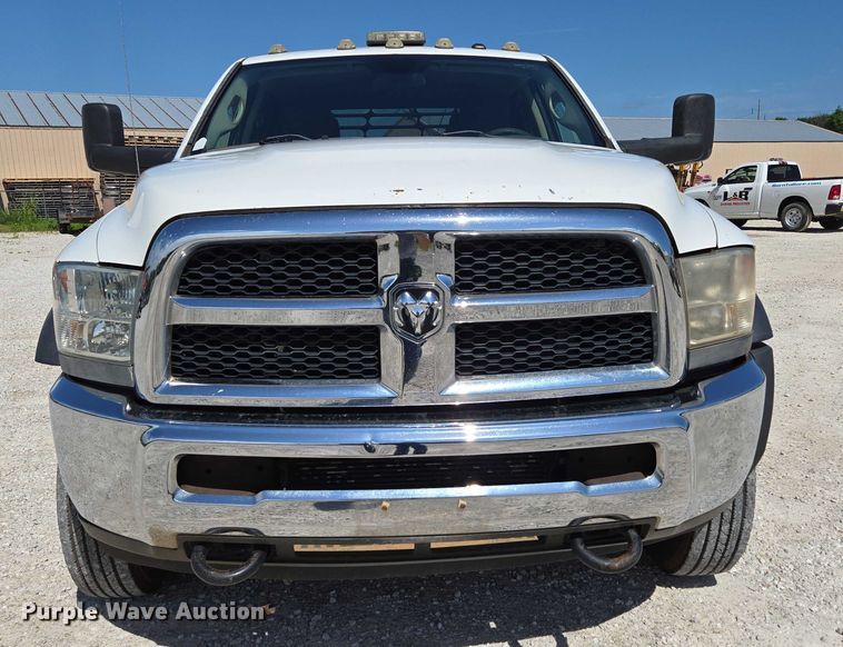 image for item ED2139 2014 Dodge Ram 5500 Crew Cab flatbed truck