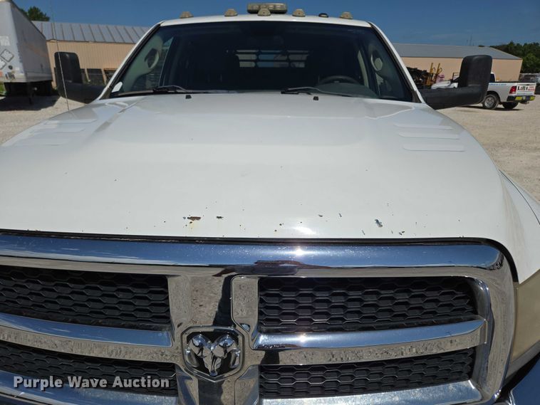 image for item ED2139 2014 Dodge Ram 5500 Crew Cab flatbed truck