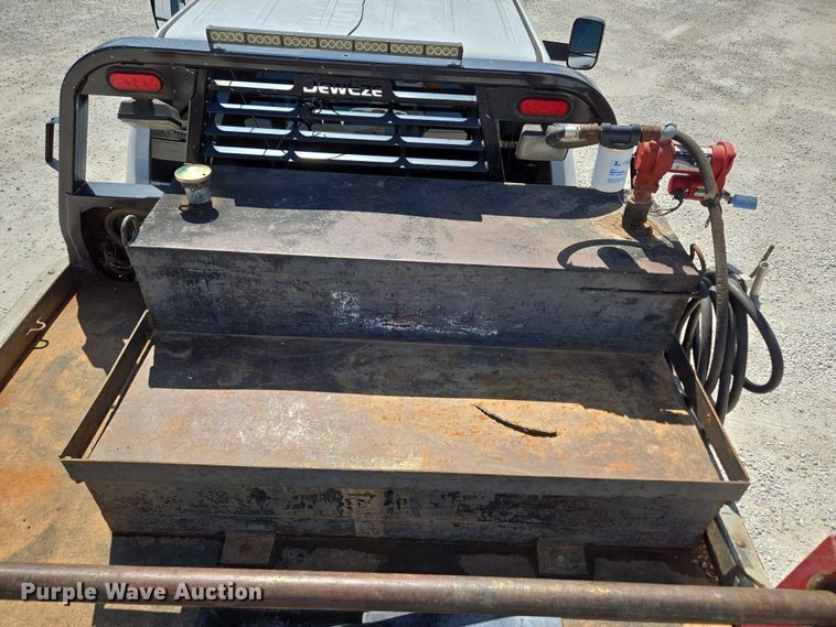 image for item ED2139 2014 Dodge Ram 5500 Crew Cab flatbed truck