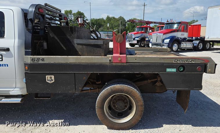 image for item ED2139 2014 Dodge Ram 5500 Crew Cab flatbed truck