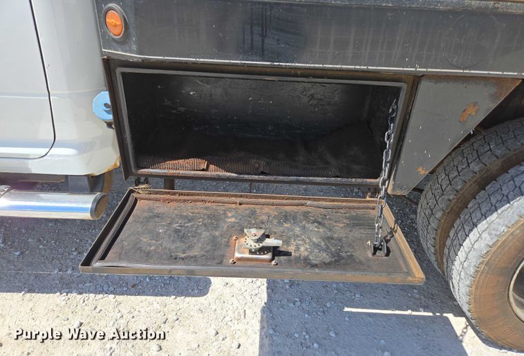 image for item ED2139 2014 Dodge Ram 5500 Crew Cab flatbed truck