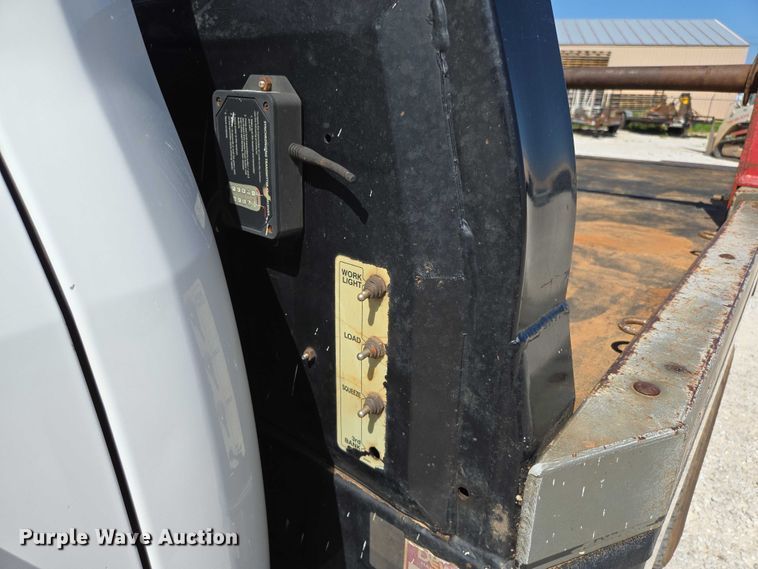 image for item ED2139 2014 Dodge Ram 5500 Crew Cab flatbed truck