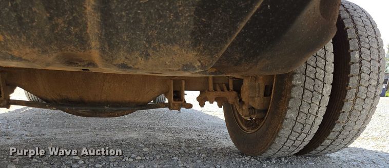 image for item ED2139 2014 Dodge Ram 5500 Crew Cab flatbed truck