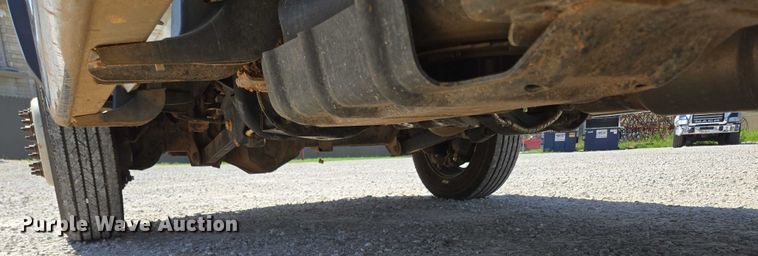 image for item ED2139 2014 Dodge Ram 5500 Crew Cab flatbed truck