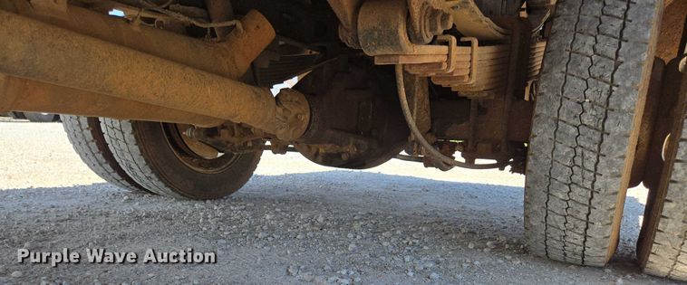 image for item ED2139 2014 Dodge Ram 5500 Crew Cab flatbed truck