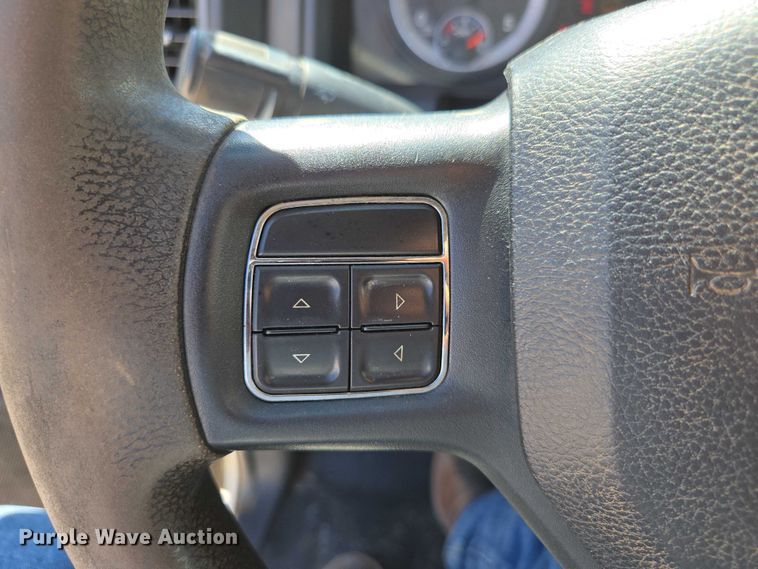 image for item ED2139 2014 Dodge Ram 5500 Crew Cab flatbed truck