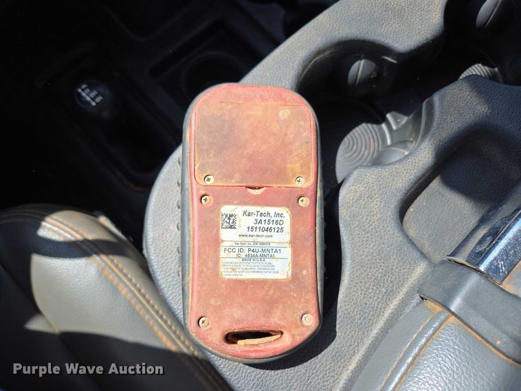 image for item ED2139 2014 Dodge Ram 5500 Crew Cab flatbed truck