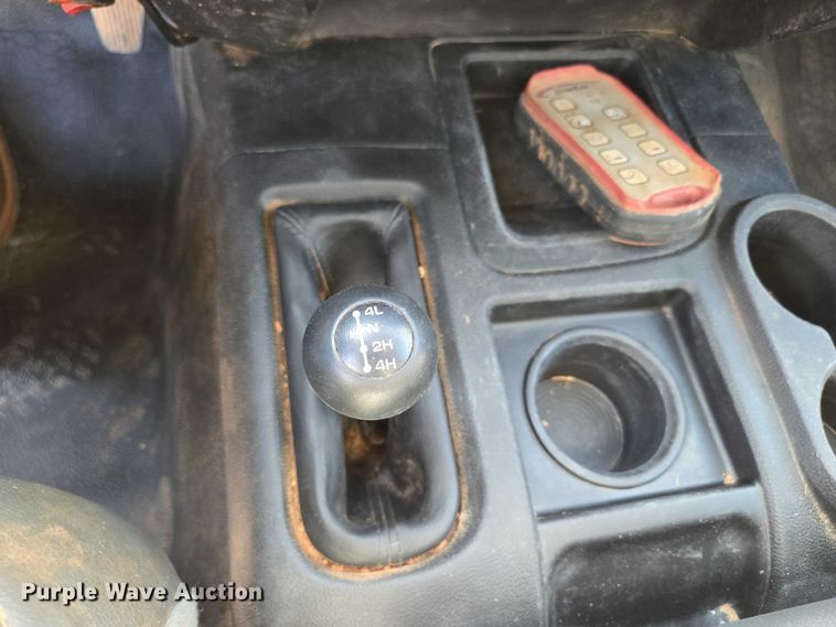 image for item ED2139 2014 Dodge Ram 5500 Crew Cab flatbed truck