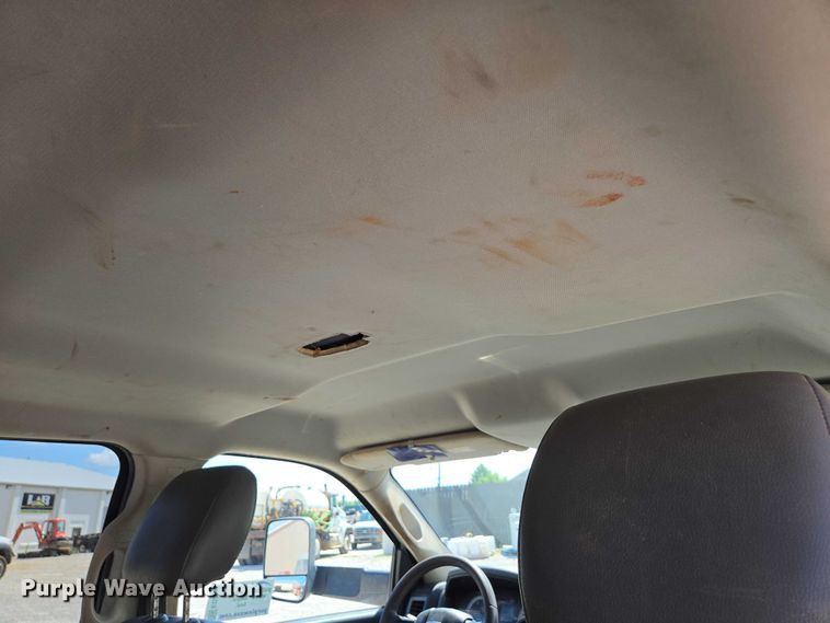 image for item ED2139 2014 Dodge Ram 5500 Crew Cab flatbed truck