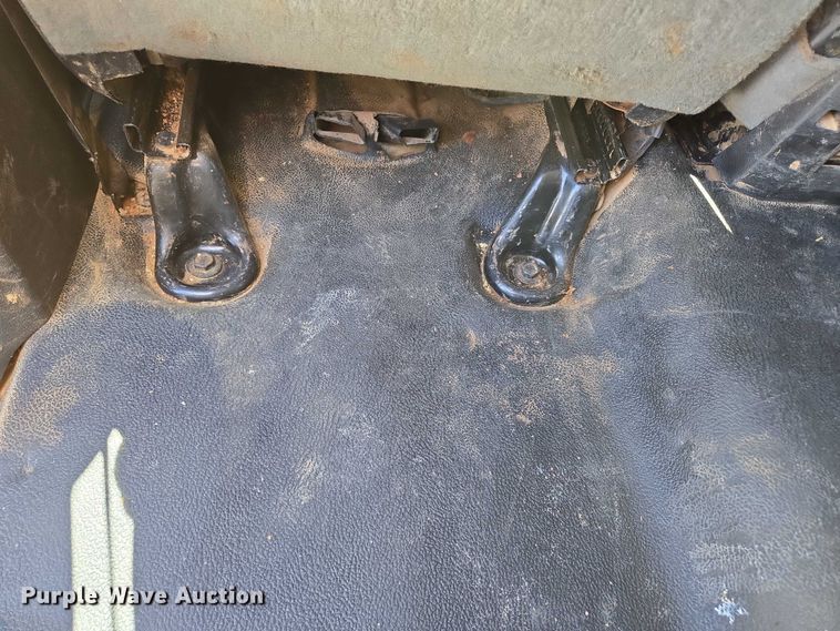 image for item ED2139 2014 Dodge Ram 5500 Crew Cab flatbed truck